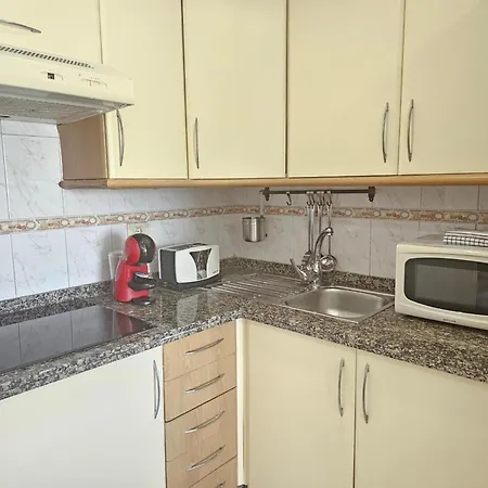 Sunshine Sea Арона