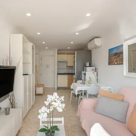 Апартаменты Sunshine Sea Арона