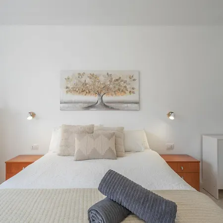 Sunshine Sea Apartament